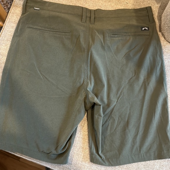 Men’s Billabong Hybrid Shorts - Picture 2 of 3